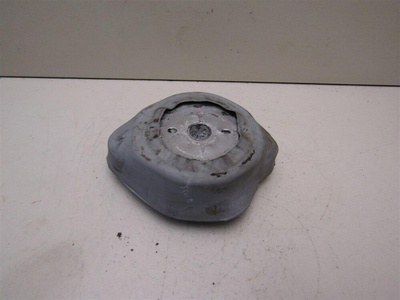 8D0399151J Опора КПП Audi A4 (B5) 1994-2002