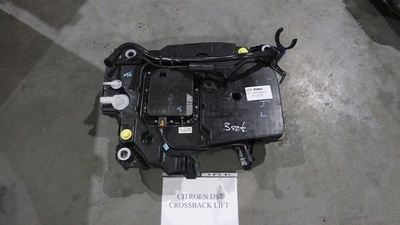 9827963280 Бачёк adblue ds7 crossback рестайлинг 2023r .