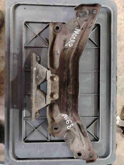 4F0253071A Кронштейн КПП Audi A6 C6(2004-2011) 2005
