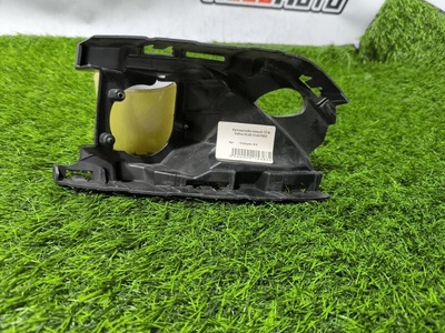 31407959 Кронштейн бампера Volvo XC40 2017-