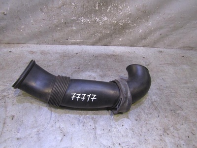 7L6128609A Патрубок воздушного фильтра VW Touareg 2002-2010