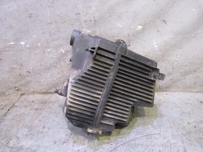 L33E13320A Корпус воздушного фильтра Mazda CX 7 2007-2012