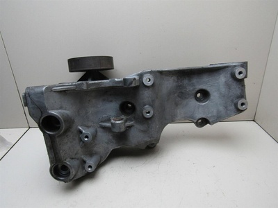 06D903141G Кронштейн генератора Audi A4 (B6) 2000-2004