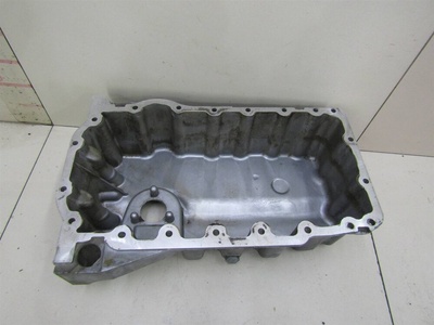 06F103601 Поддон масляный двигателя VW Passat (B6) 2005-2010