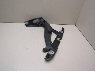 4F5827301A Петля крышки багажника Audi A6 (C6,4F) 2005-2011