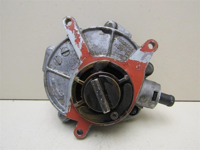 06E145100E Насос вакуумный Audi A6 (C6,4F) 2005-2011