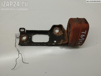 4F0253147D Кронштейн глушителя Audi A6 C6 (2004-2011) 2008