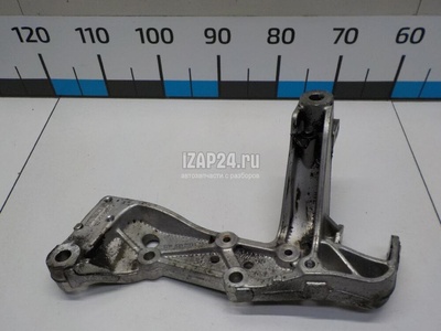 1K0199295E Кронштейн переднего рычага VAG A3 [8PA] Sportback (2004 - 2013)