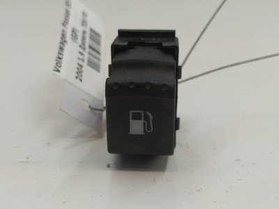 1J0959833A Кнопка (выключатель) Volkswagen Passat B5+ (GP) 2004