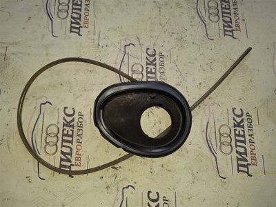 4L0809933B уплотнитель горловины бензобака Audi Q7 2005-2015 2012