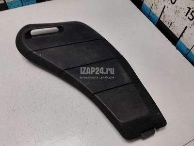 849823875R Крышка Renault Megane II (2003 - 2009)