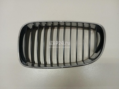 51137166439 Решетка радиатора левая BMW 1-serie E87/E81 (2004 - 2011)
