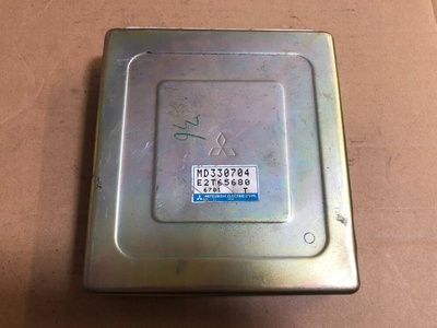 MD330704 блоки управления двигателя блок управления mitsubishi кольт v 1.3 1.6 e2t65680
