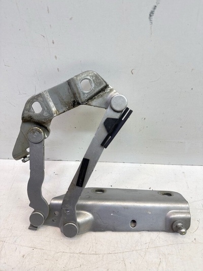 LR001562 Петля Капота Land Rover Range Rover Evoque L538 2015-2018