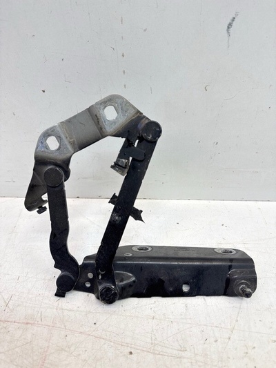 LR001562 Петля Капота Land Rover Range Rover Evoque L538 2015-2018