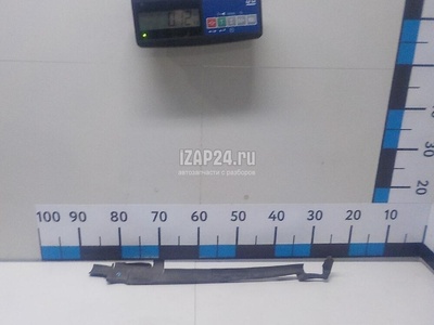 7L0121332B Уплотнитель (внутри) VAG Touareg (2002 - 2010)