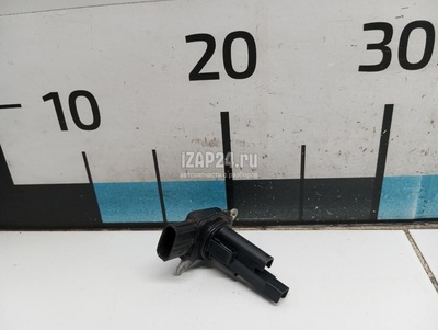 2220437010 Расходомер воздуха (массметр) Toyota Land Cruiser (200) 2008