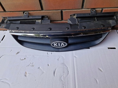 0K2S150710 Решетка радиатора радиатора передняя kia shuma ii 2