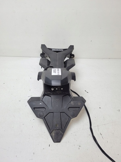 11437459292 honda cbr 650r 18 - 19 крыло задняя крепление массива