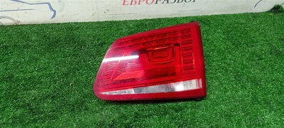 7P6945308 фонарь внутренний VW Touareg 2010-2014 2014