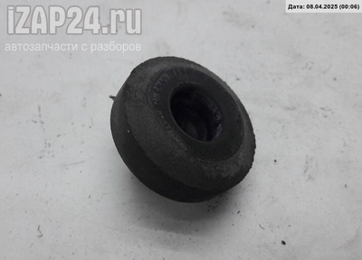 8d0121275 Кронштейн крепления Volkswagen Passat B5+ (GP) 2004