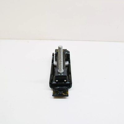 A1633200073 mercedes - benz мл w163 фронт left torsion бар bearing