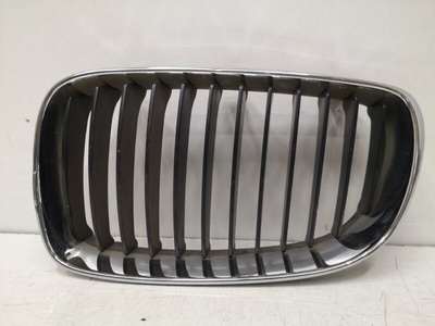 51137166439 решетка радиатора BMW 1er e81 2007-2011 , 51137179655
