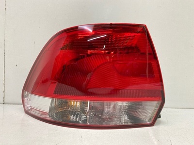 6RU945095 фонарь VOLKSWAGEN POLO 5 2013-
