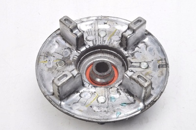 372476 Honda cbr jc50 125r ступица задняя задняя