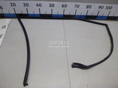 CGE000305 Уплотнитель двери Land Rover Range Rover III (LM) (2002 - 2012)