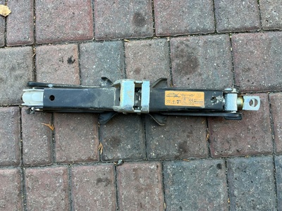 99550EY20A nissan qashqai i j10 nv200 домкрат домкрат