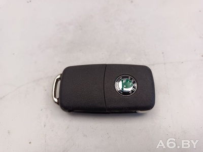 3T0837202C Ключ Skoda Fabia 2 restailing 2011