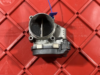 06E133062G Заслонка дроссельная Audi Q7 4L 2015 ,06E133062C,06E133062H