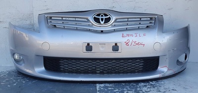 5211902A90 Toyota auris i 1 рестайлинг бампер переднего передний