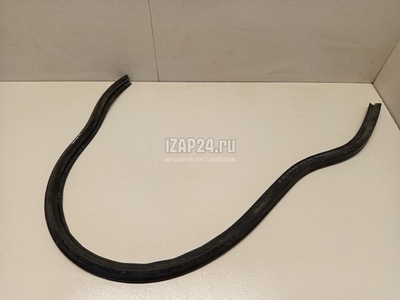 1Z0823723A Уплотнитель капота VAG Octavia (A5 1Z-) (2004 - 2013)