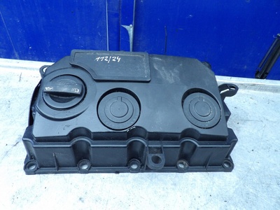 03G103475E Volkswagen oe крышка клапонов