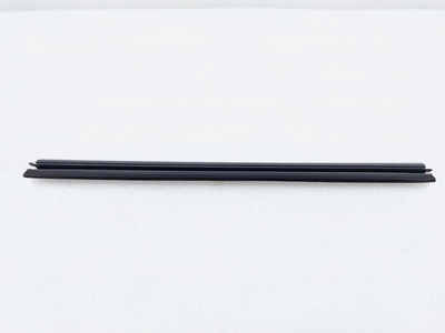 7P0839472C Уплотнитель стекла двери Volkswagen Touareg NF 2014