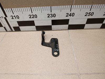 06k103392f Кронштейн (сопут. товар) Audi A4 [B8] 2007-2015