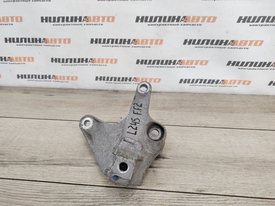 1326816 Кронштейн КПП Ford Focus 2 2010 , 4M517M125FB, , 1322570