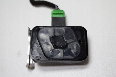306498851397212 Volvo xc90 4.4 v8 2006 lhd переднее стекло датчик дождя i света 3064988