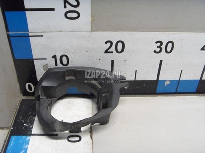 269113183R Рамка противотуманной фары правой Renault Duster 2012
