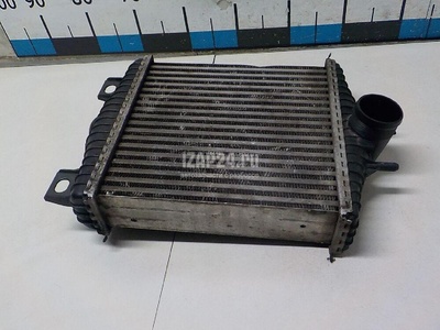 LR036432 Интеркулер Land Rover Range Rover IV 2013