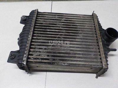 LR036432 Интеркулер Land Rover Range Rover IV 2013