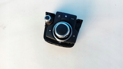 G46C66CM0A Mazda 6 iii gj рестайлинг панель радио навигации