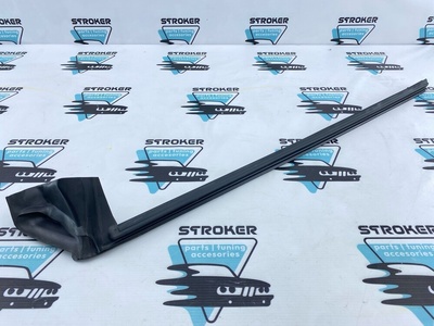 51337164940 Уплотнитель стекла двери BMW 1-Series E82 2009