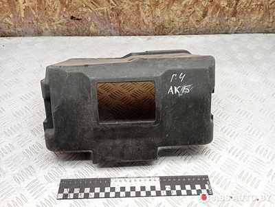 1J0915435B Крышка аккумулятора Audi A3 8L 2002