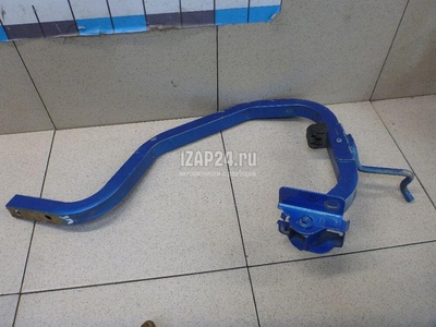 904005571R Петля крышки багажника Renault Logan II 2014
