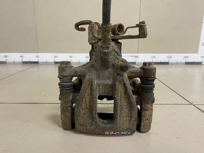 1504906 Суппорт задний правый Ford Ford Mondeo 3 2000-2007