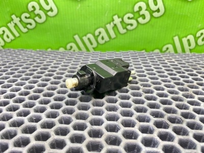 A0015450109 Концевик стоп-сигнала Mercedes-Benz E-Class W124 4MATIC 1994 , 0015450109