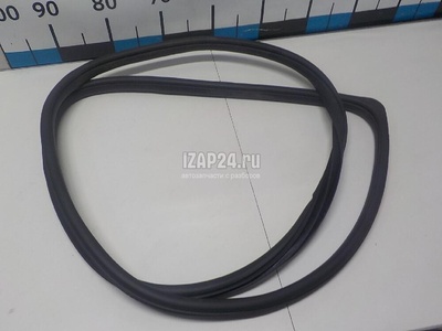 7629554P00 Уплотнитель двери Suzuki Vitara 2015